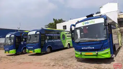 IntrCity SmartBus Bus-Front Image