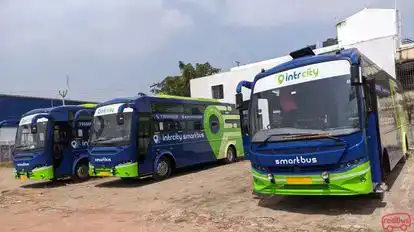 IntrCity SmartBus Bus-Front Image