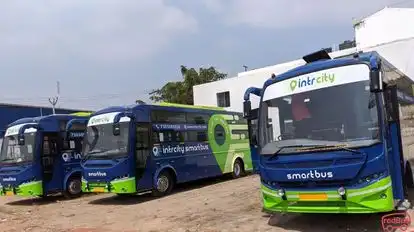 IntrCity SmartBus Bus-Front Image