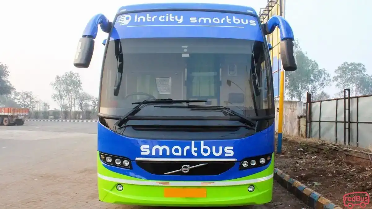 IntrCity SmartBus Bus-Front Image