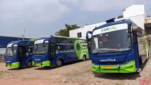 IntrCity SmartBus Bus-Front Image