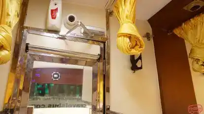 R B Travels Bus-Amenities Image