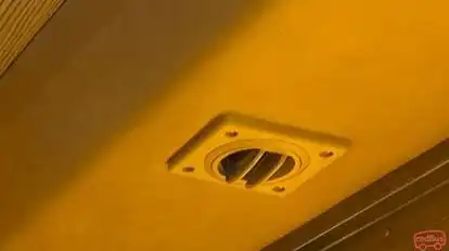 Roshan Travels Bus-Amenities Image