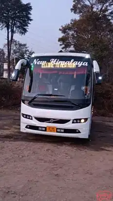 New Himalaya Travels Bus-Front Image