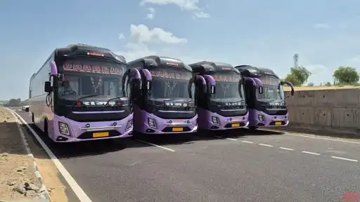 Dhareja Travels Bus-Front Image