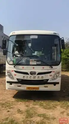 Deepak Travels Bus-Front Image