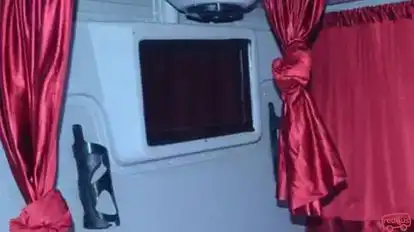 Sindh Travels Bus-Amenities Image