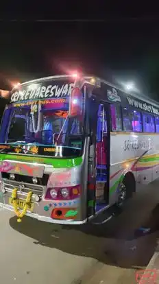 Sri Kedareswari Tours and Travels Bus-Side Image