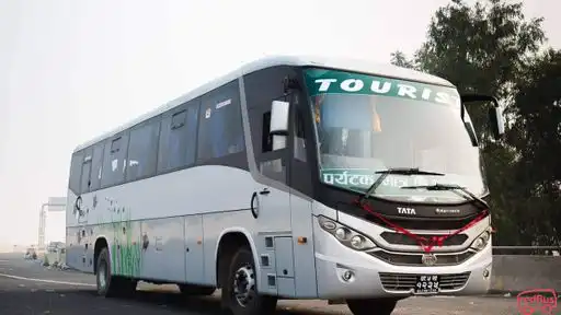 Asian's Shina Tour & Travels (Swoyambhu Manjushree Yatayat P. LTD) Bus-Front Image