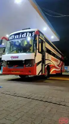 Shreenidhi Travels Bus-Front Image