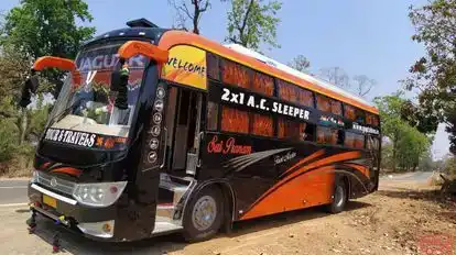 Jaguar Tour and Travels Bus-Side Image