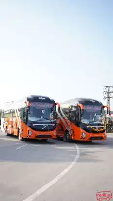 Manjara Tours and Travels Bus-Front Image