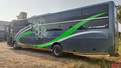 Rhythm Xpress Bus-Side Image