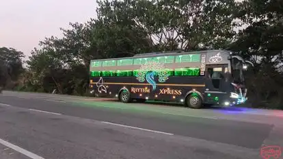 Rhythm Xpress Bus-Side Image