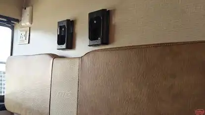 Hindusthan Travels Bus-Amenities Image