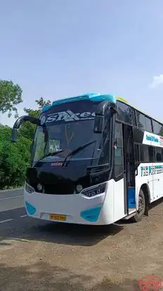 Shree Travels Bus-Front Image