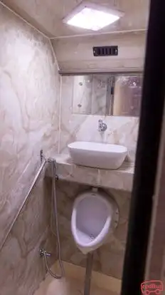 M R Travels Bus-Amenities Image