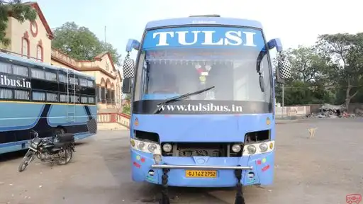 Tulsi Travels Bus-Front Image