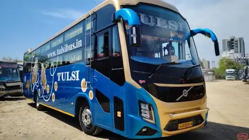 Tulsi Travels Bus-Front Image