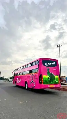 Tulsi Travels Bus-Side Image