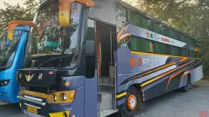 Yadunandan Travels Bus-Side Image