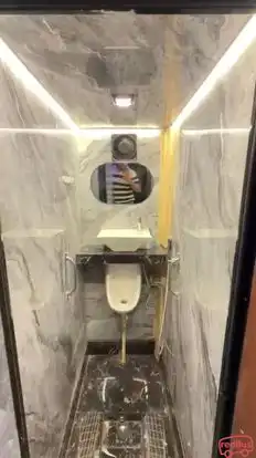 Satyam Travels Bus-Amenities Image