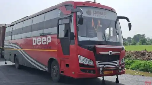 Deep Travels Bus-Front Image