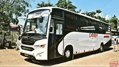 Deep Travels Bus-Front Image