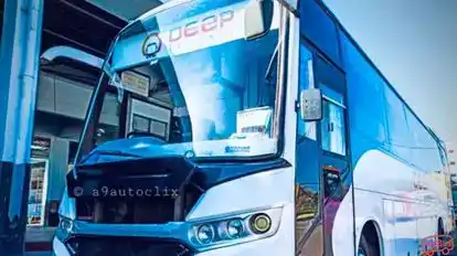 Deep Travels Bus-Front Image