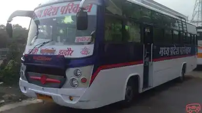 Shubham India Travels Bus-Front Image