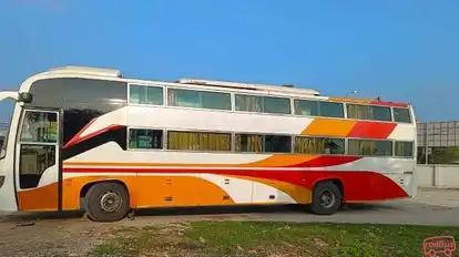 Shree Arbuda Travels Bus-Side Image