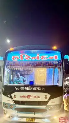 Harinandan Travels Bus-Front Image