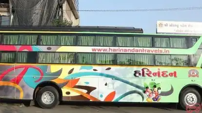 Harinandan Travels Bus-Side Image