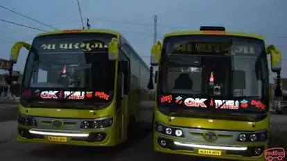 Shri Charbhuja Travels (A Unit Of Bala Agri..) Bus-Front Image