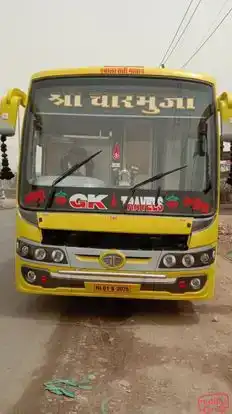 Shri Charbhuja Travels (A Unit Of Bala Agri..) Bus-Front Image