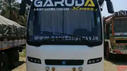 GARUDA XPRESS Bus-Front Image