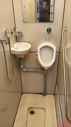 Shri Rajeshwar Marudhar Travels Bus-Amenities Image