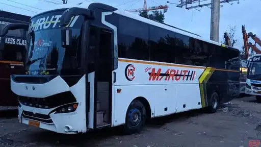 SRI MARUTHI TRAVELS Bus-Front Image