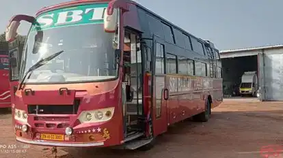 SRI BAALAMURUGAN TRAVELSZ Bus-Side Image