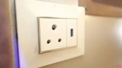 Rajdhani (Zamindara) Travels Bus-Amenities Image