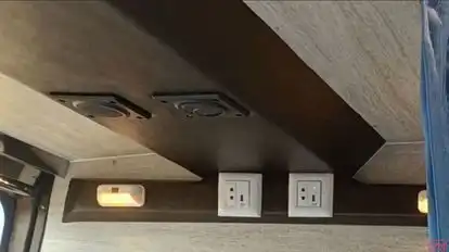 Balaji Travels Bus-Amenities Image