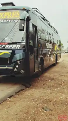 Maa Peetambra Bus Bus-Side Image