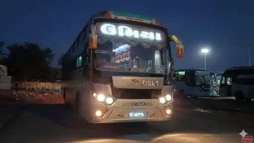 Umiya Travels Bus-Front Image