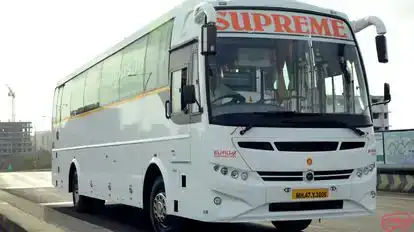 SUPREME HOLIDAYS Bus-Front Image