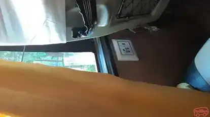 SUPREME HOLIDAYS Bus-Amenities Image