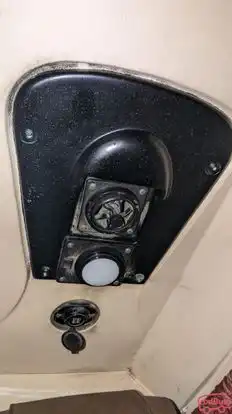 Shanti Deluxe Bus-Amenities Image