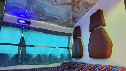 GAYATRI TRAVELS Bus-Amenities Image
