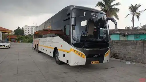 JaiSai Roadlinks (JSR) Bus-Front Image