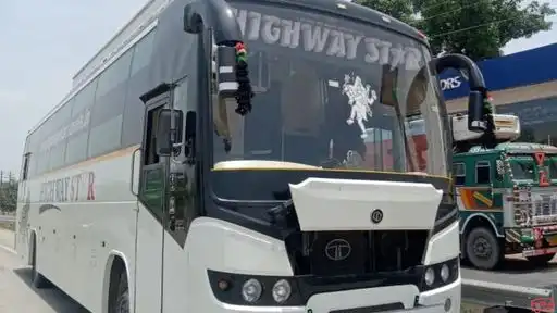 Highway Star Travel and Cargo Bus-Front Image