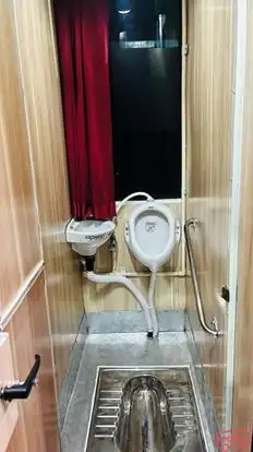 Highway Star Travel and Cargo Bus-Amenities Image